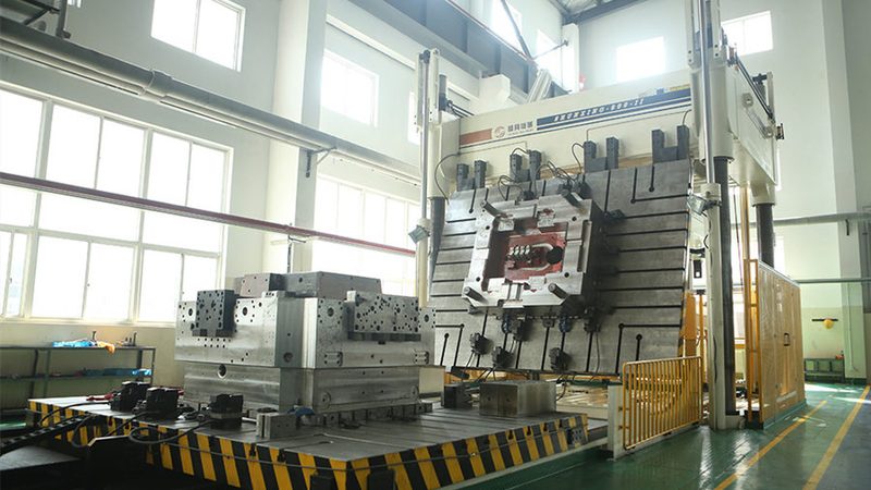 吸塑模具与注塑模具：差异解析与规范标准