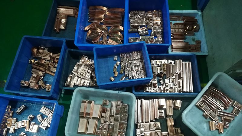 汽车冲压模具：揭秘其背后的技术奥秘与选型要点