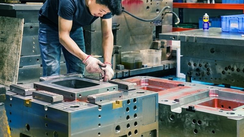 塑胶模具制造精度如何确保？五大关键点解析